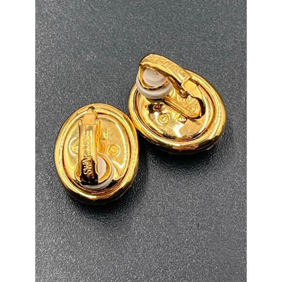 SWAROVSKI Vintage Crystal
Pave Gold Tone Cluster Oval
Signed Clip On Earrings - Picture 5 of 8